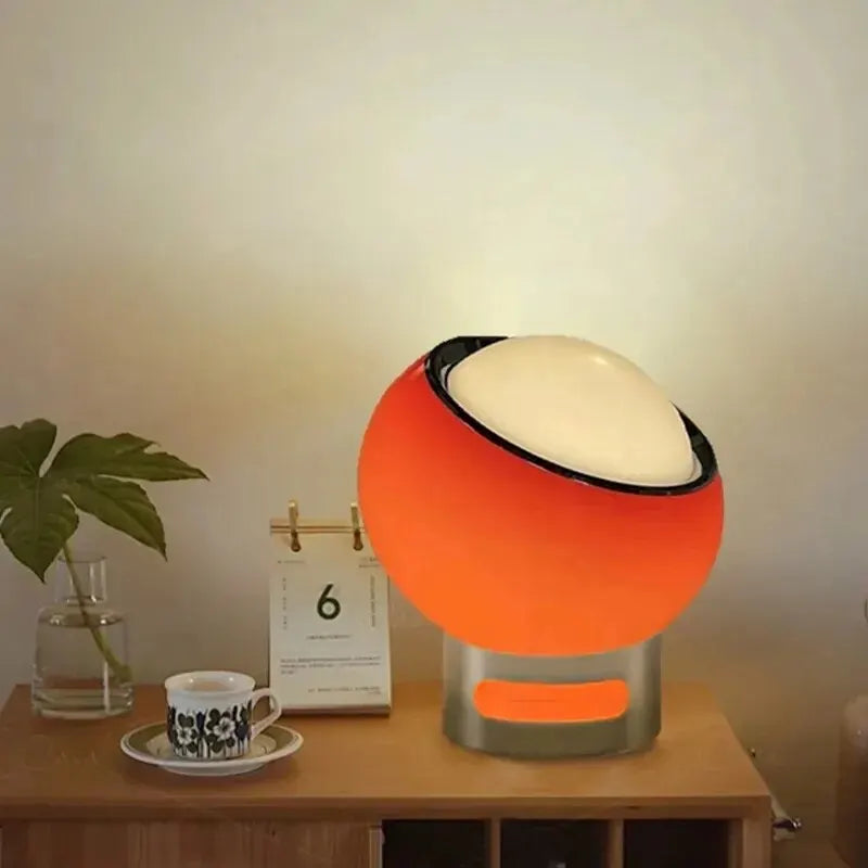 Mittelalterliche Tischlampe für eine beruhigende und elegante Atmosphäre