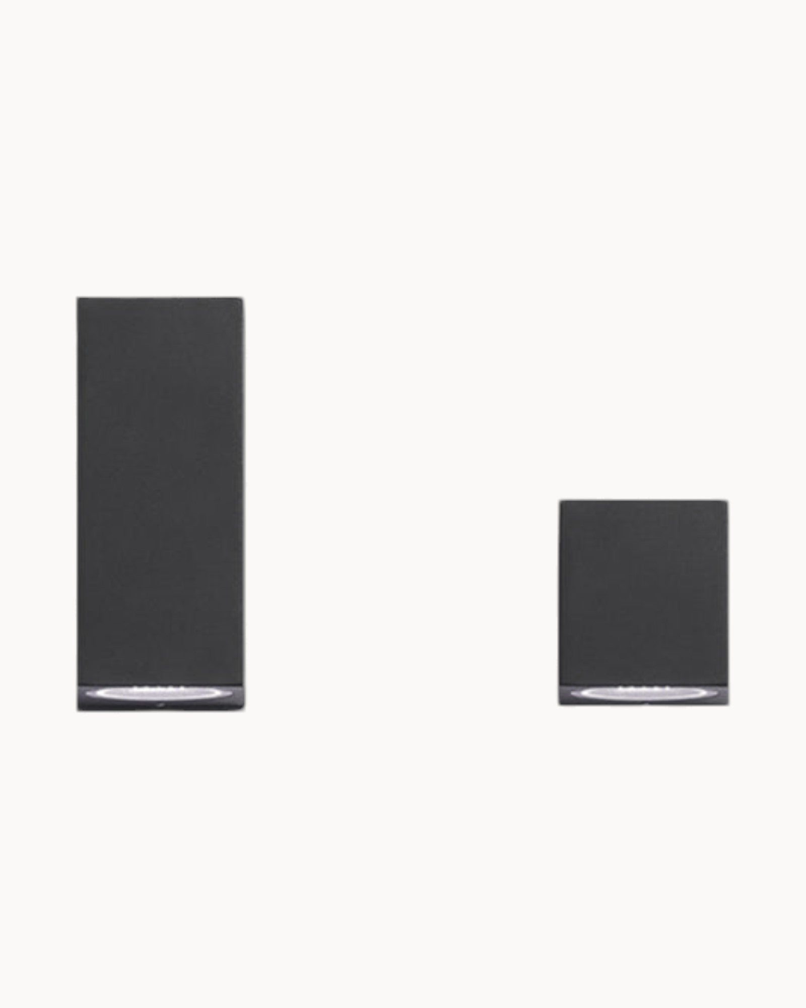 Minimalistische Wandleuchte aus Metall und Glas 3