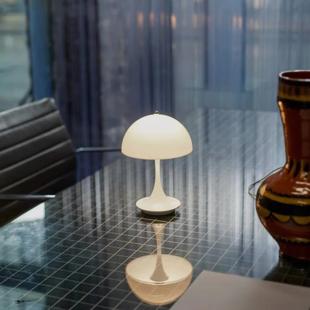 Moderne LED-Bordlampe mit Touch-Funktion 3