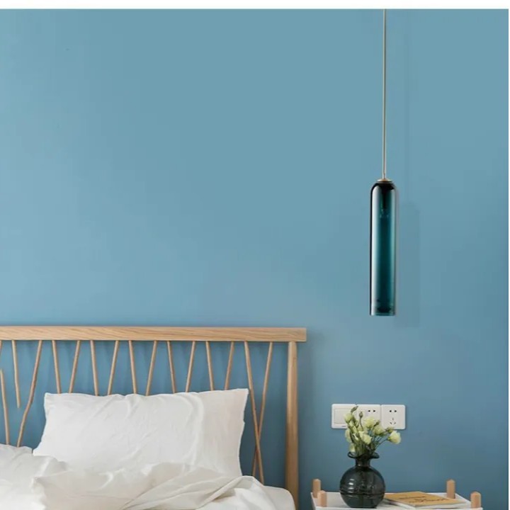 Moderne Pendelleuchte mit Glaskuppel 8