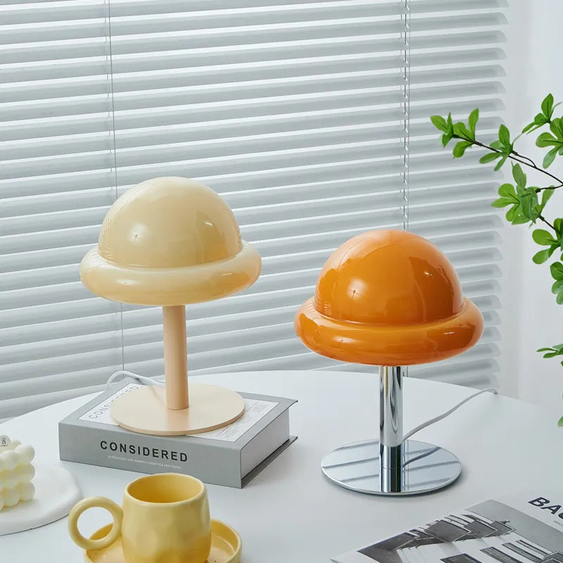 Moderne Tischlampe im Pilzdesign 2