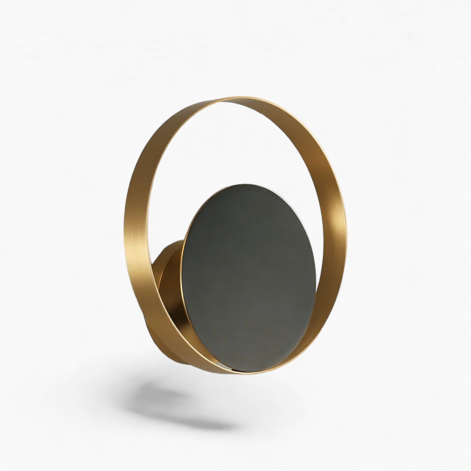 Moderne Wandleuchte in Gold und Schwarz 0