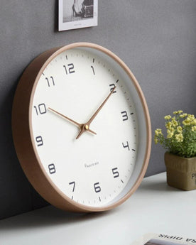 Moderne Wanduhr aus Holz im Skandinavischen Design - Roborro