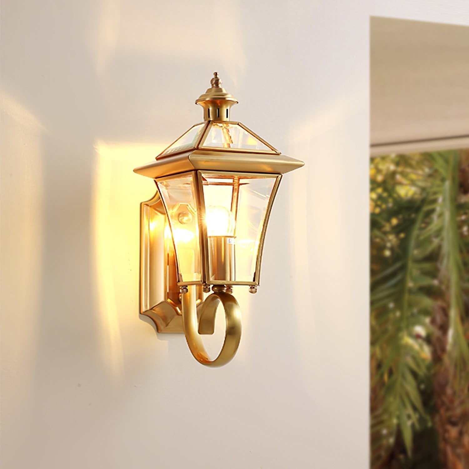 Olivara - Charmante Retro Außenwandleuchte für einen stilvollen und stimmungsvollen Garten Steigern Sie Ihre Außenbeleuchtung mit dieser eleganten Messinglampe
