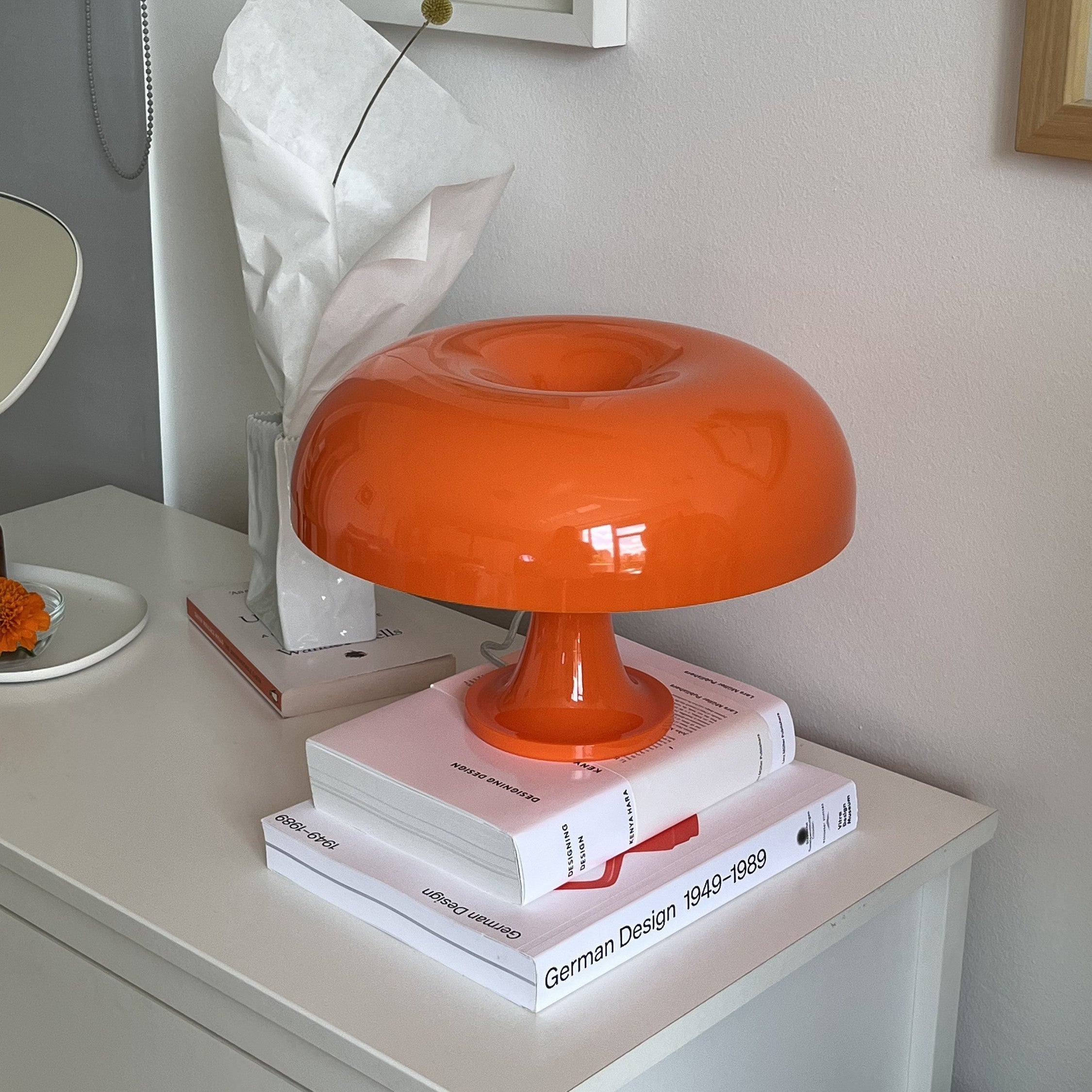 Moderne LED-Tischlampe mit Pilzdesign und Dimmer für die perfekte Atmosphäre