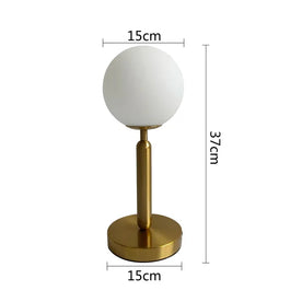 Elegant nordische Glaskugel-Lampe für eine gemütliche Atmosphäre