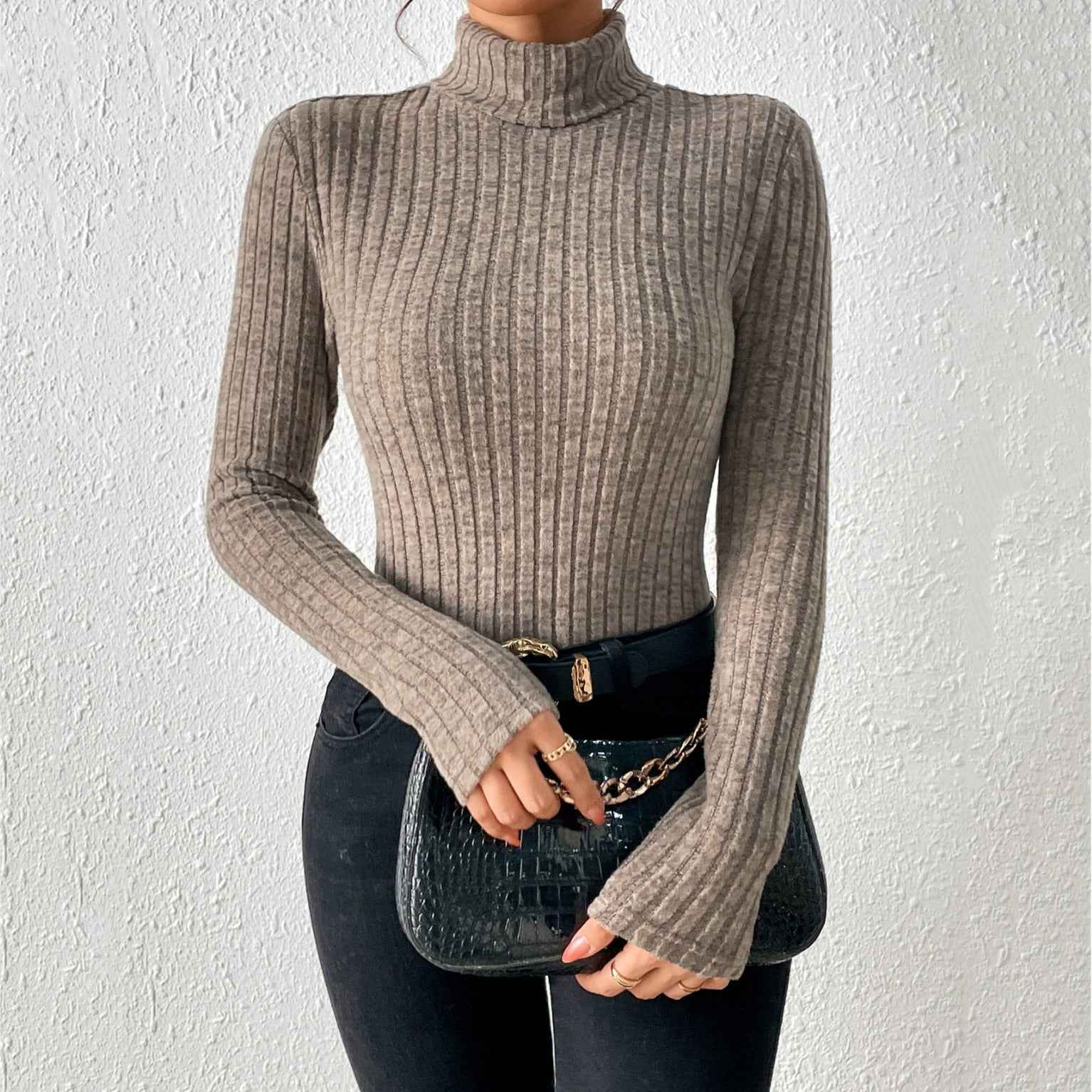Stilvoller Damen-Rollkragenpullover für einen eleganten Look