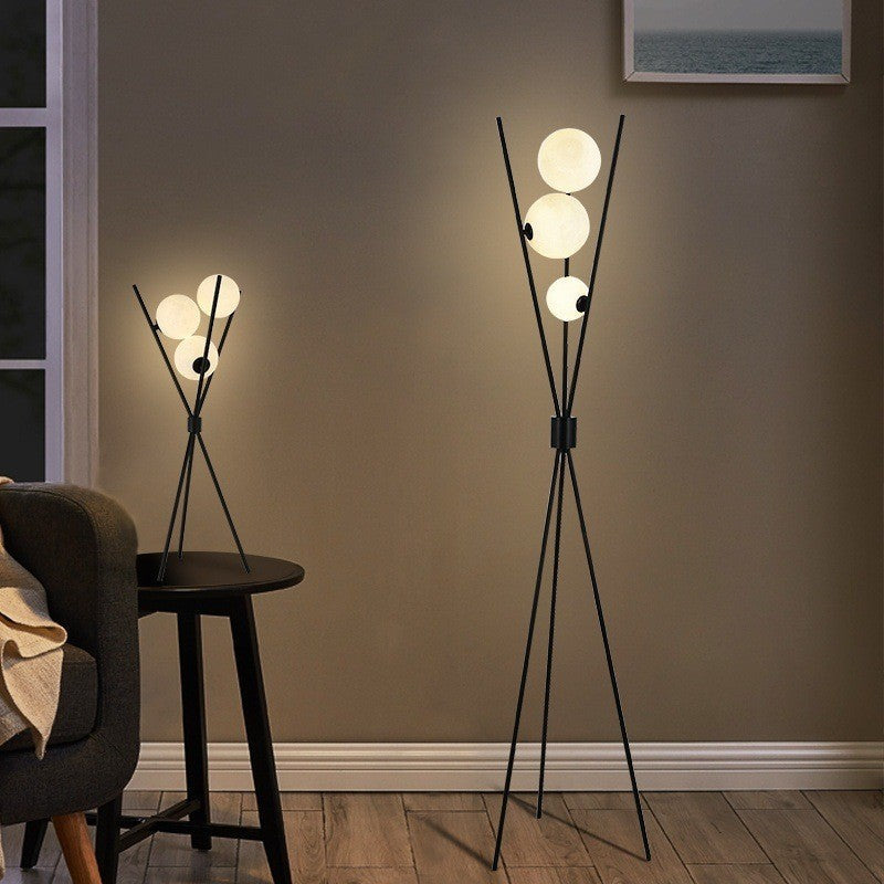 Solirene - elegante Stehlampe und Tischlampe für stilvolle Beleuchtung