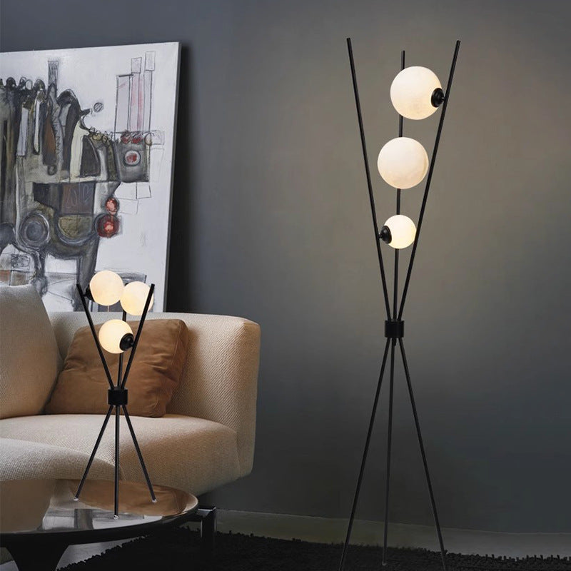 Solirene - elegante Stehlampe und Tischlampe für stilvolle Beleuchtung