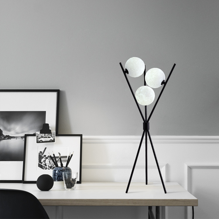 Solirene - elegante Stehlampe und Tischlampe für stilvolle Beleuchtung