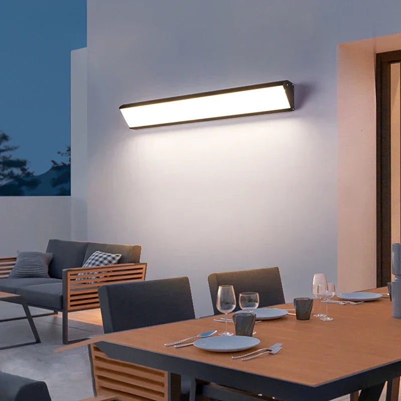 Außen-Gartenlampe CourtyardGlow für elegante und warmhaltende Beleuchtung