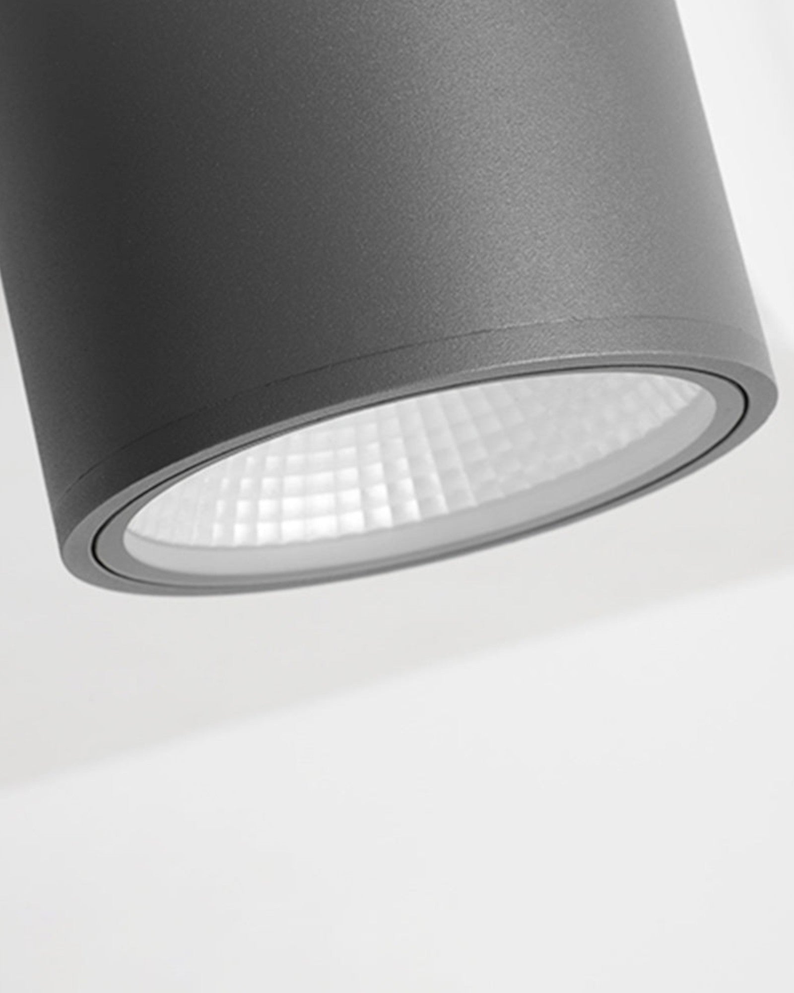 Runde LED-Wandleuchte für modernes Wohnen 6