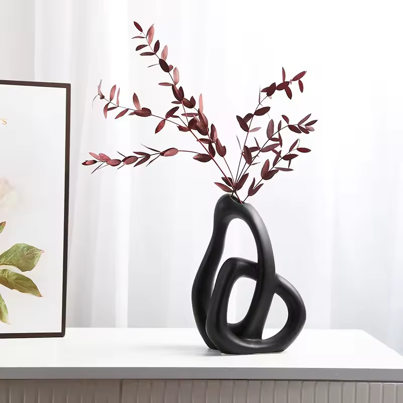 Zeitlose Keramikvase - Minimalistische Wohnaccessoires