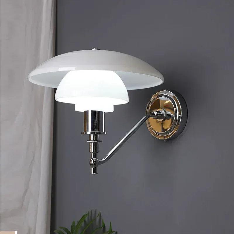 Eosphoros - Schlanke moderne Wandleuchte aus langlebigem Metall für einen eleganten Einrichtungsstil
