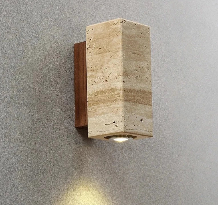 Vionelle - Elegante moderne LED-Wandlampe aus natürlichem Travertin
