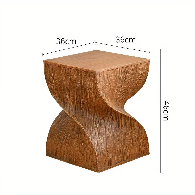 Elarithia - Skandinavischer Beistelltisch mit warmem Holzdesign für eine stilvolle Raumgestaltung