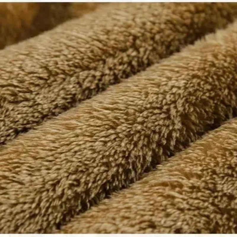 Weste aus Cord mit eleganten Streifen