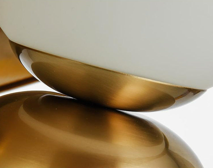 Verena - Stilvolle moderne goldene LED-Tischlampe für elegantes Ambiente