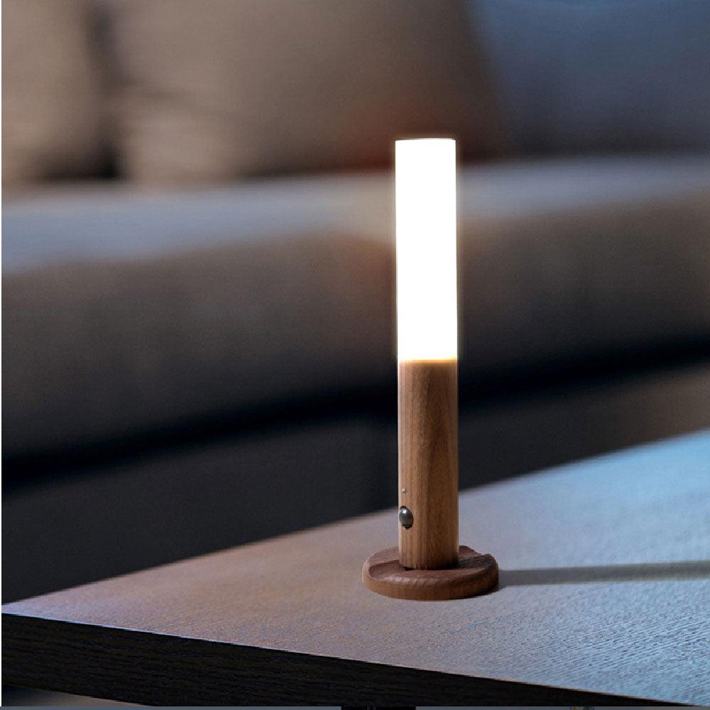 Elegante Bogenlampen mit modernem LED-Beleuchtung für eine raffinierte Atmosphäre
