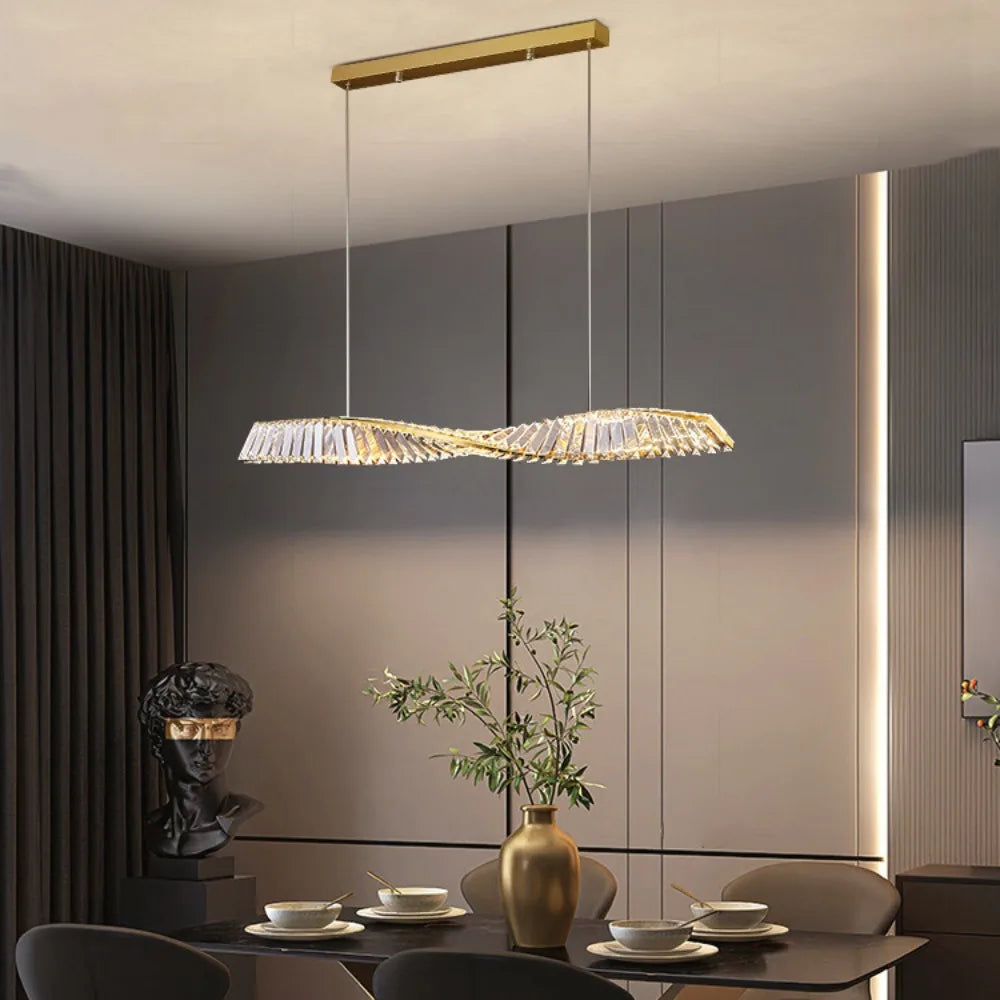 Astrion – Elegante Kristall-LED-Hängeleuchte mit dynamischem Spiraldesign für die perfekte Esstischbeleuchtung