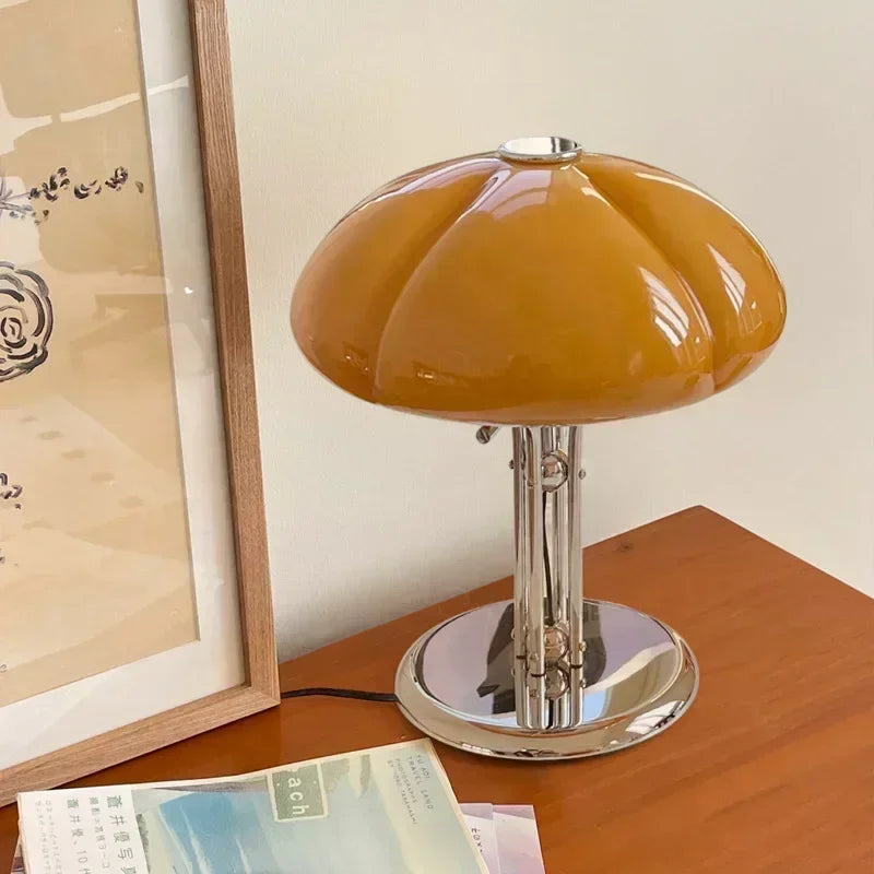 Luminarae - Einfache moderne mittelalterliche Kunst-Tischlampe für stilvolle Beleuchtung