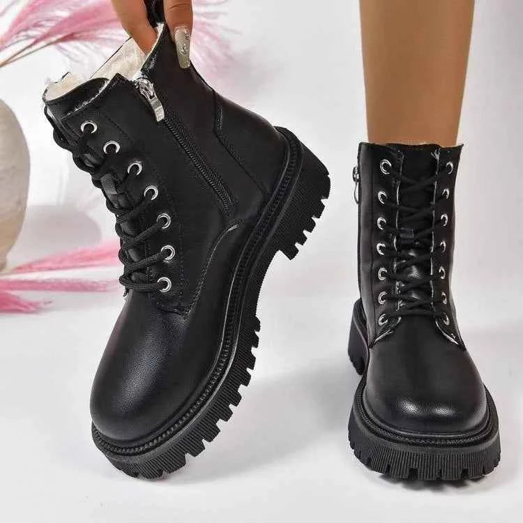 ChicPlush Damen Plüsch Schnürstiefeletten für stilvollen Komfort