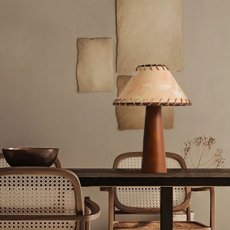 Calyra - Warme Holz-LED-Tischlampe im Wabi-Sabi Japanischen Rustikalen Stil