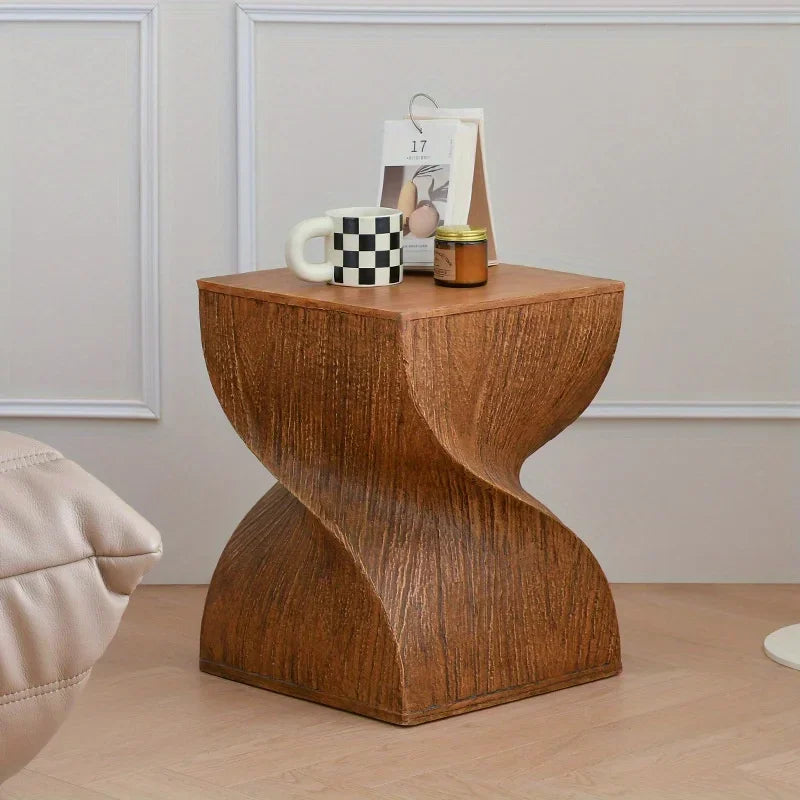 Elarithia - Skandinavischer Beistelltisch mit warmem Holzdesign für eine stilvolle Raumgestaltung