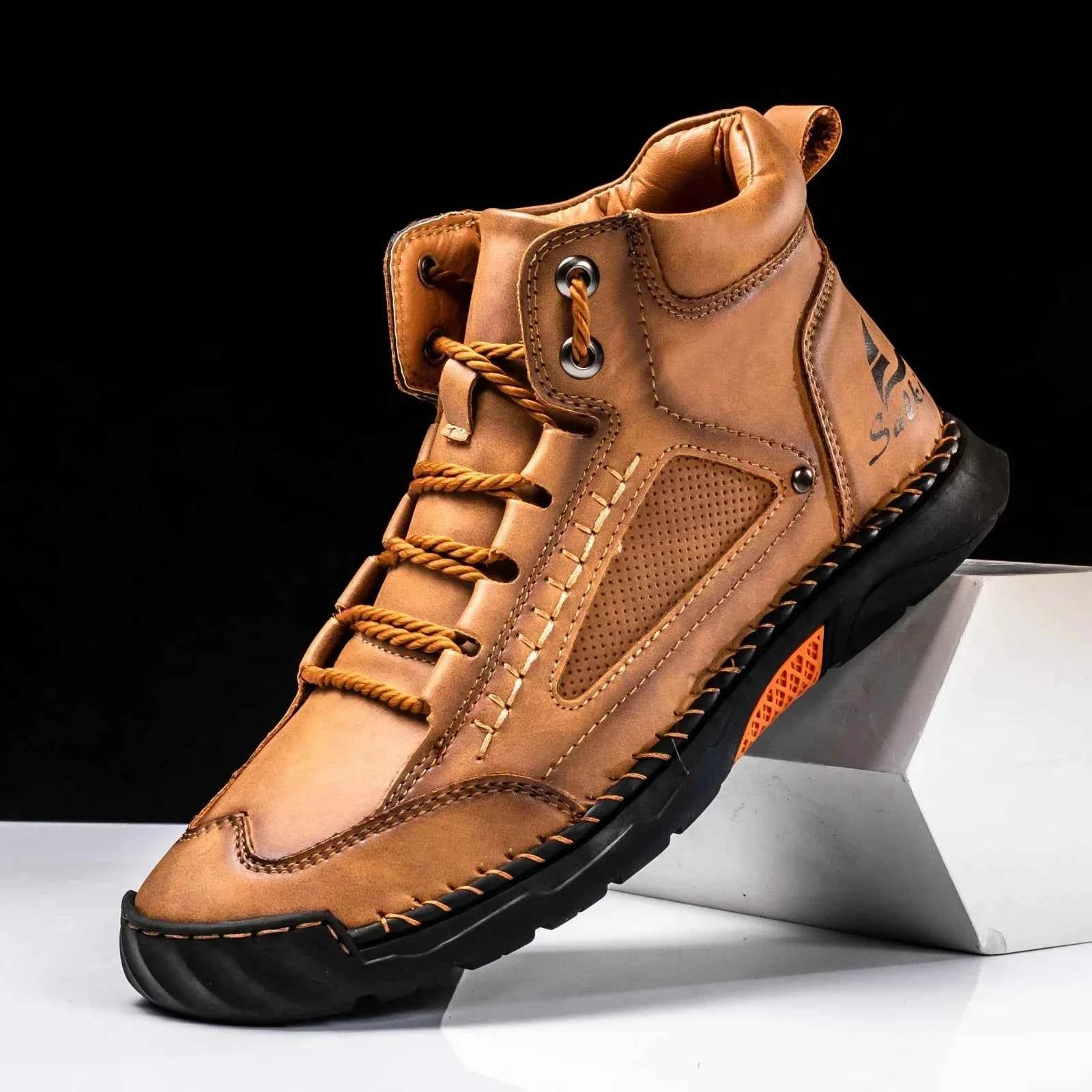 Lässige Leder-High-Top-Sneaker für den Alltag