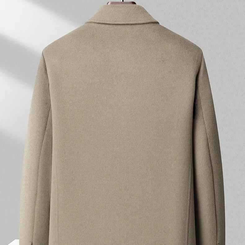 Wolljacke aus Neapel – stilvoll und warm für kalte Tage