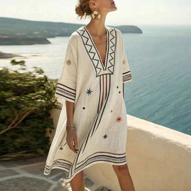 Naomi - Elegantes und vielseitiges Strandkleid für sonnige Sommertage
