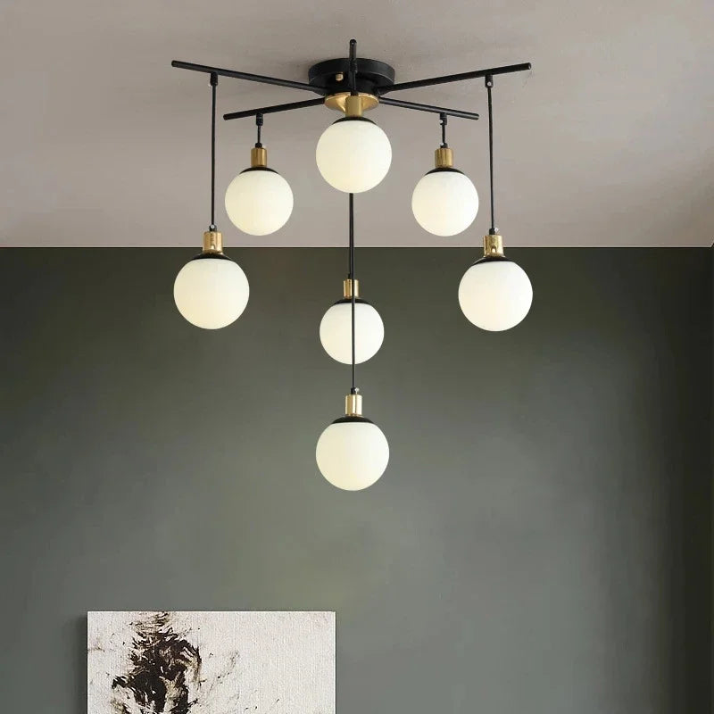 Eleganter Vintage-Scandinavischer Kronleuchter mit Energiesparender LED-Beleuchtung für eine Luxuriöse Wohnzimmeratmosphäre