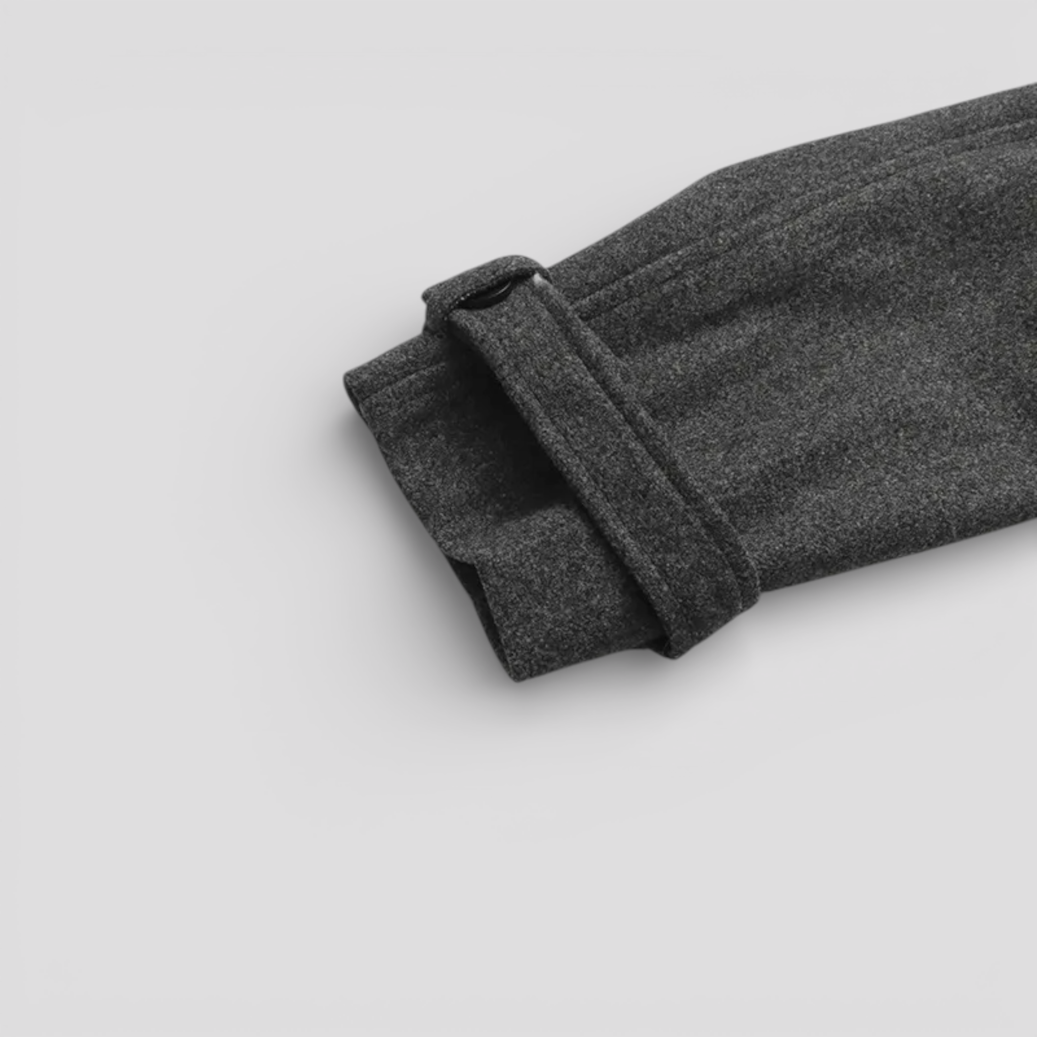 Giacca invernale vintage in lana con collo dritto e bottoni per uno stile chic e senza tempo