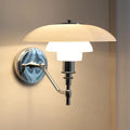 Sottile lampada da parete moderna in metallo resistente per uno stile d'arredo elegante