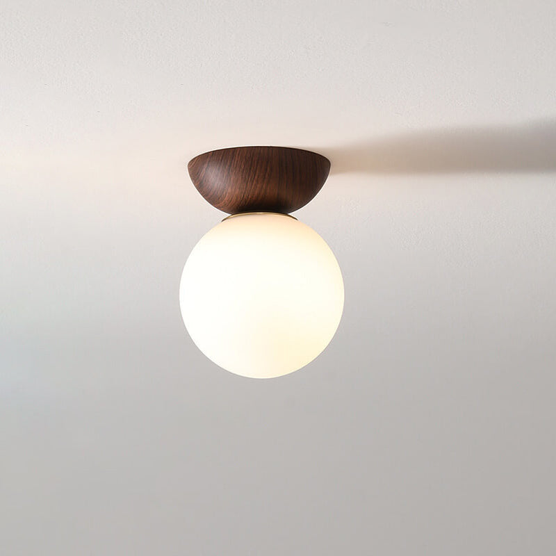 Nordic Orb Deckenlampe - Holzmaserung & Metallakzent