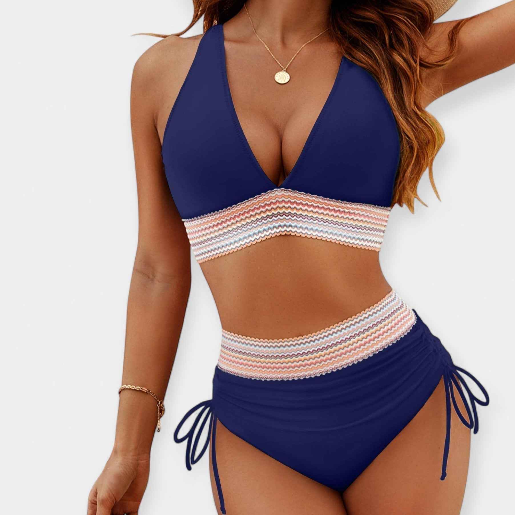 Hochtaillierter Bikini mit Polsterung
