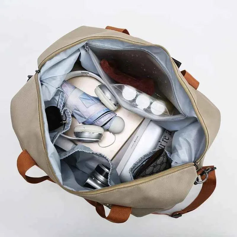 Geräumige Sport- und Reisetasche mit cleverer Aufteilung