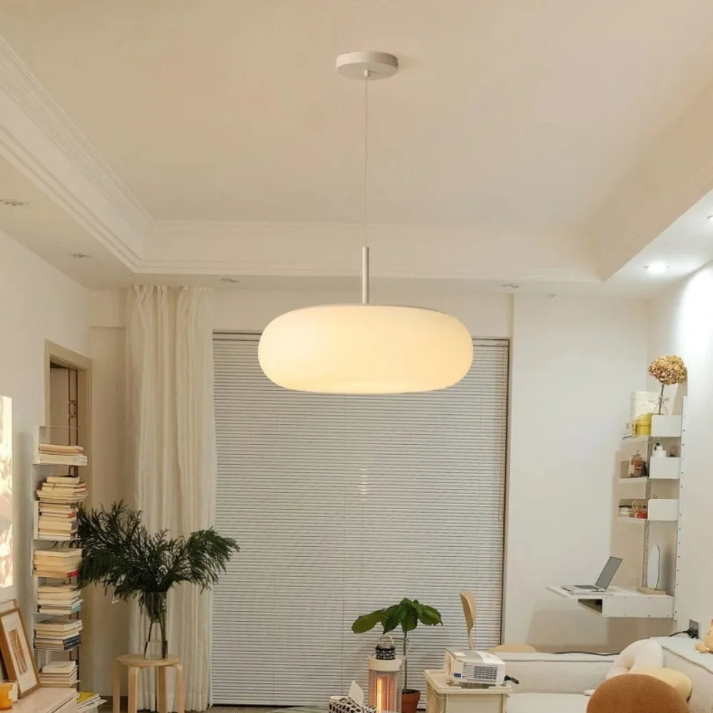 Nyxora - Moderne Creme-Hängelampe im eleganten Kronleuchterstil mit gemütlicher LED-Beleuchtung