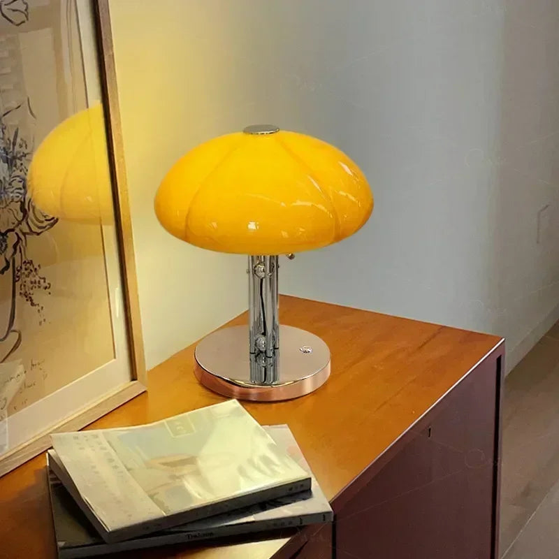 Luminarae - Einfache moderne mittelalterliche Kunst-Tischlampe für stilvolle Beleuchtung