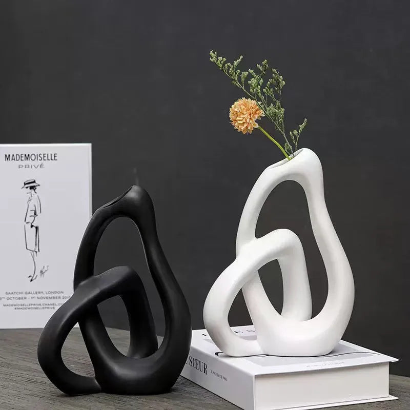 Zeitlose Keramikvase - Minimalistische Wohnaccessoires