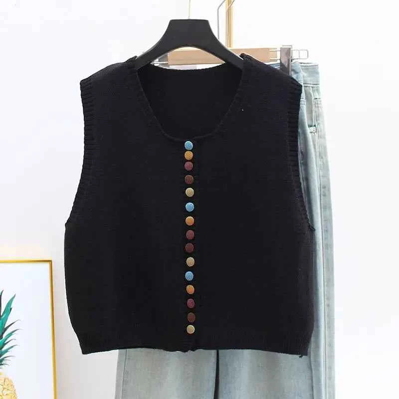 Anne - Tägliche Eleganz in ärmelloser Strickware