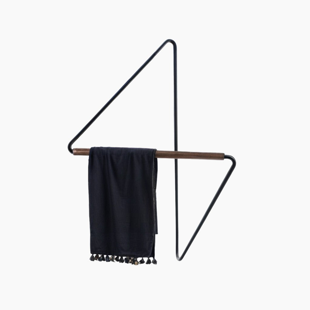 Elegante Wandgarderobe für stylische und funktionale Inneneinrichtung