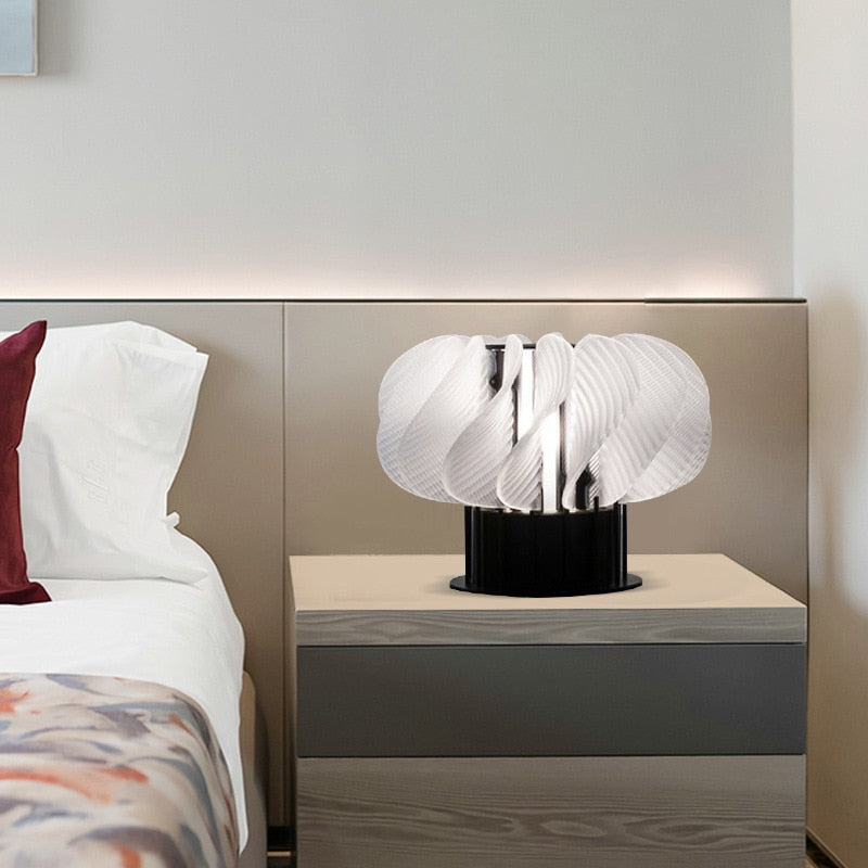 Elarion - Elegante und moderne minimalistische LED-Tischleuchte für stilvolle Beleuchtung