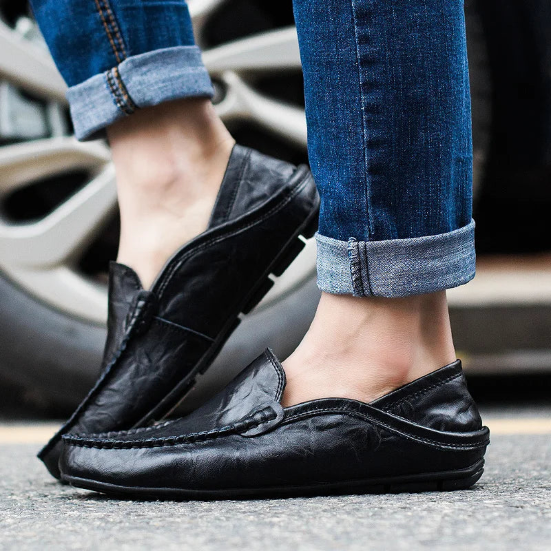 Elegante und mühelose Lederschuhe im Loafer-Stil