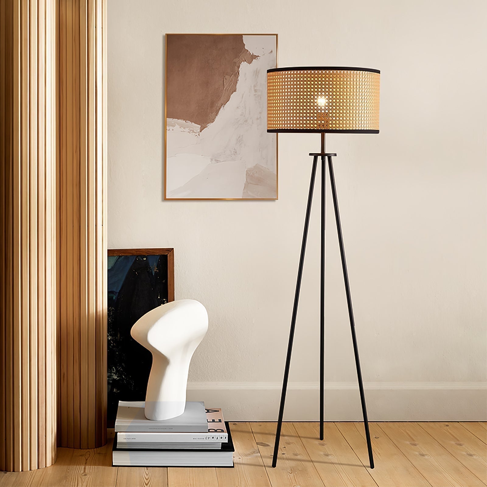 Stehlampe aus Rattan mit modernem Design 0