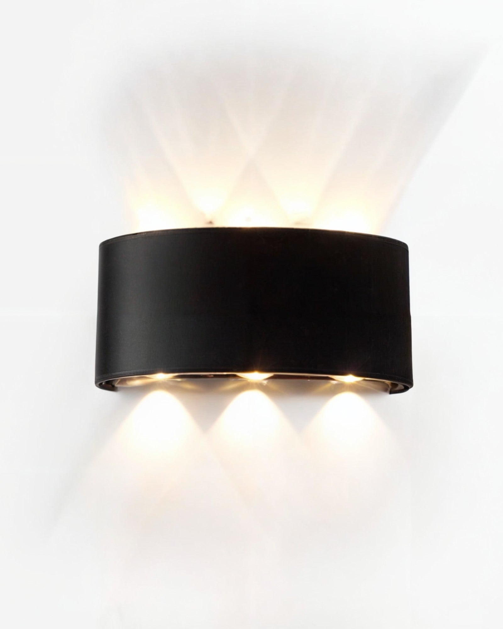 Stilvolle Wandlampe für den Außenbereich 7