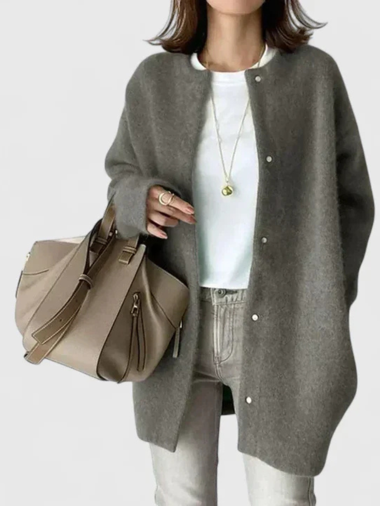 Valerie - Eleganter klassischer Strickcardigan