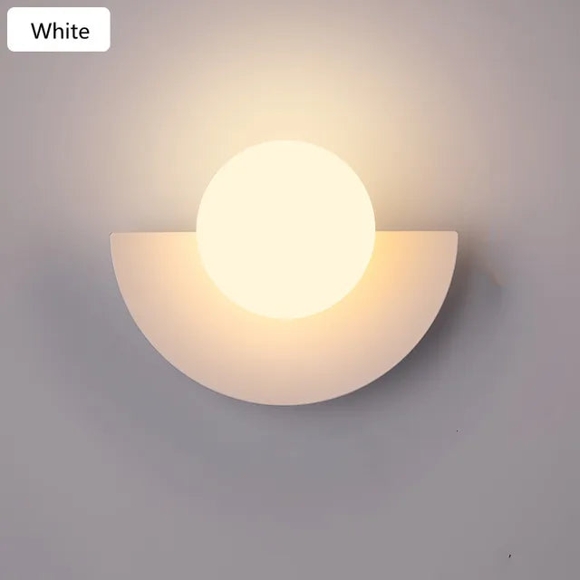 Nordische LED-Wandlampe NordicFrost – Elegante und moderne Ambientebeleuchtung