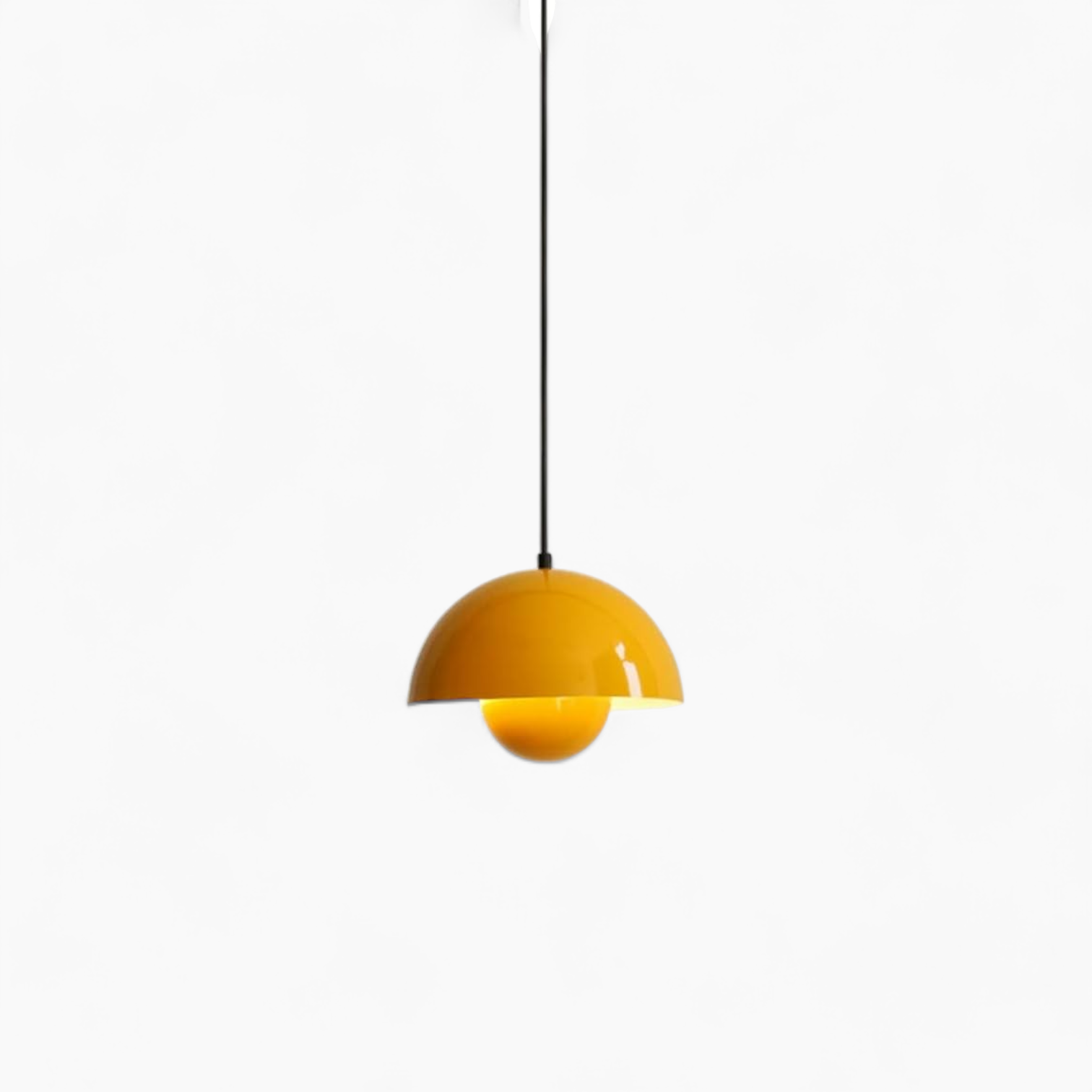 Elegante Deckenlampe - Natürliche Beleuchtung für einen raffinierten Innenraum