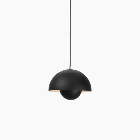 Elegante Deckenlampe - Natürliche Beleuchtung für einen raffinierten Innenraum
